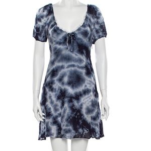 Miaou blue tie dye short sleeved mini dress large